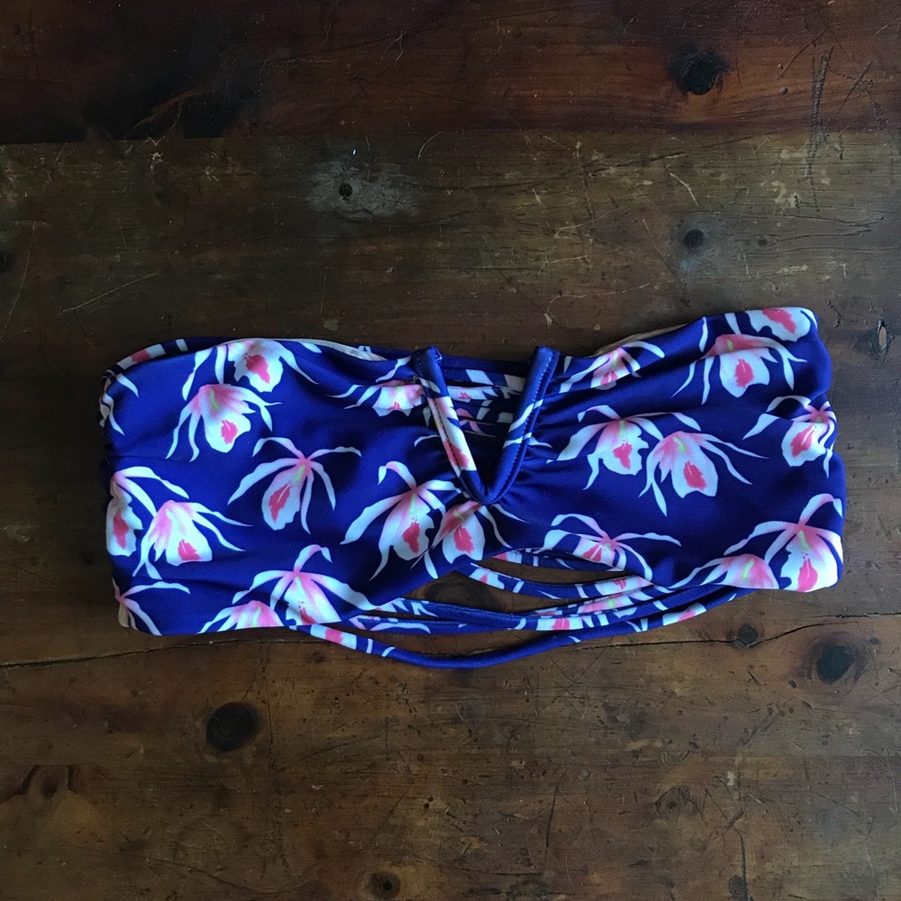 Acacia Swimwear Ohia top Blue Island Orchid Size S